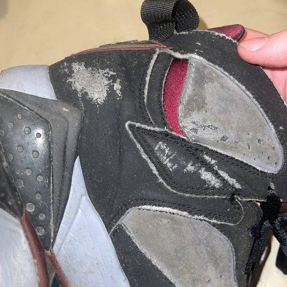 Jordan Bordeaux VII (2011) - Picture 8 of 10